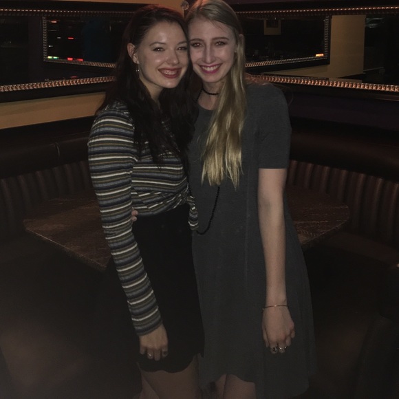 Meet your Posher, Megan - Picture 1 of 1